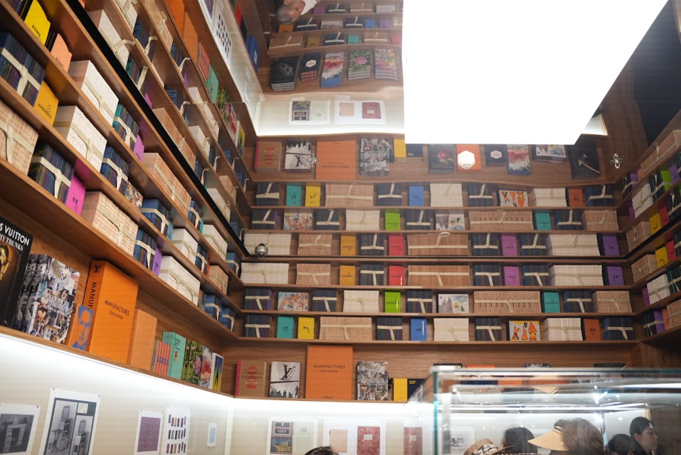 THE LOUIS 路易号の中