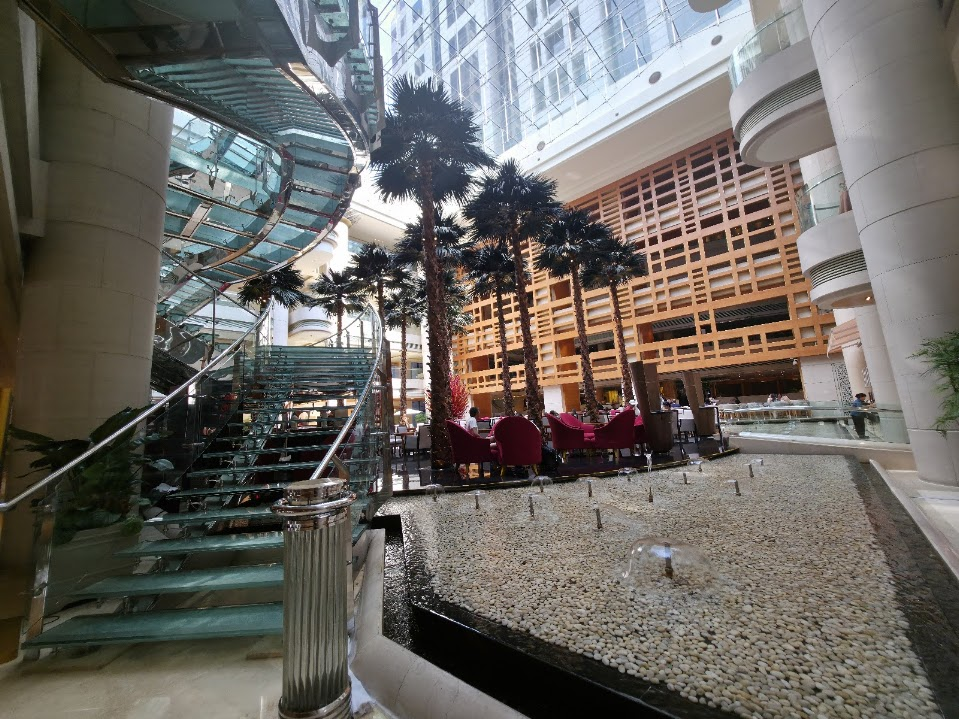 THE WESTIN BUND CENTER SHANGHAI　