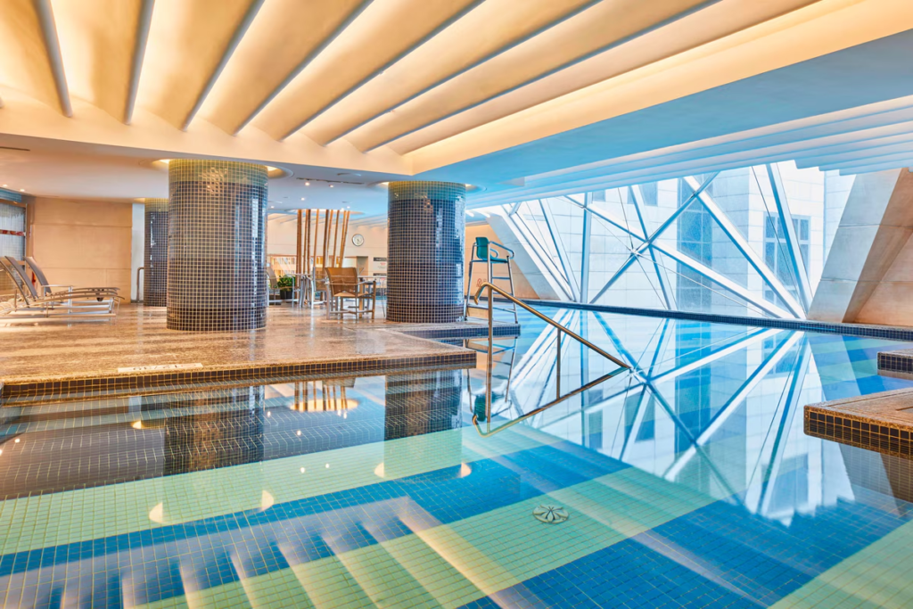 THE WESTIN BUND CENTER SHANGHAI　プール