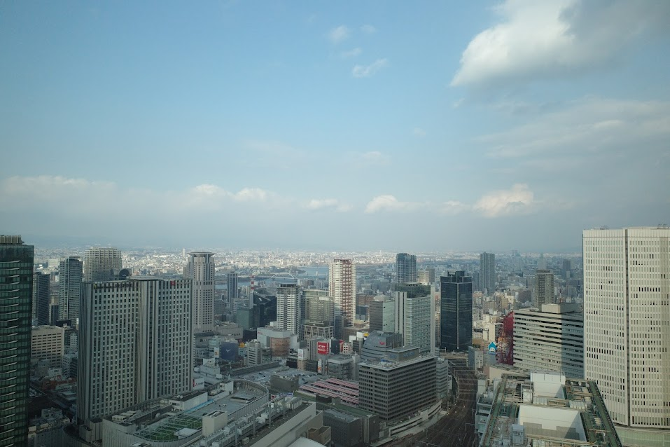 大阪ステーションホテルから見た梅田