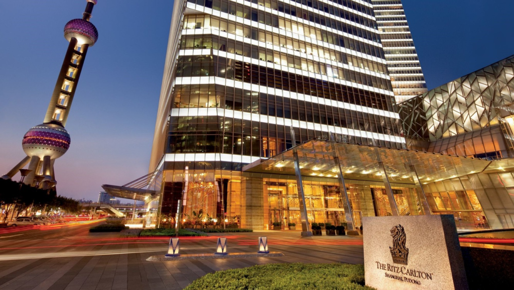 RITZ CARLTON SHANGHAI PUDONG ENTRANCE