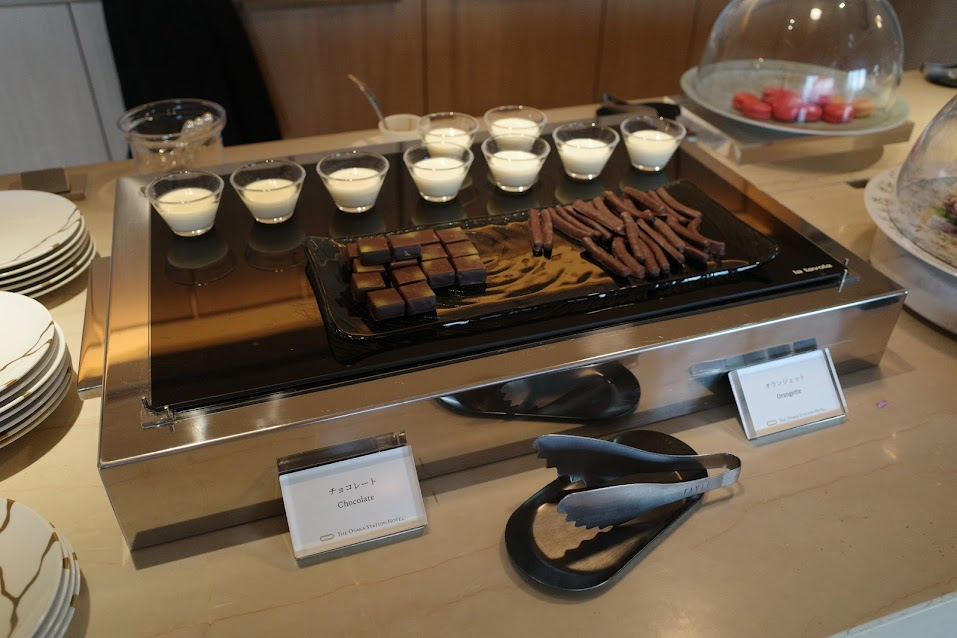 大阪ステーションホテル　SPECIALTY SALON　アフタヌーンティー
