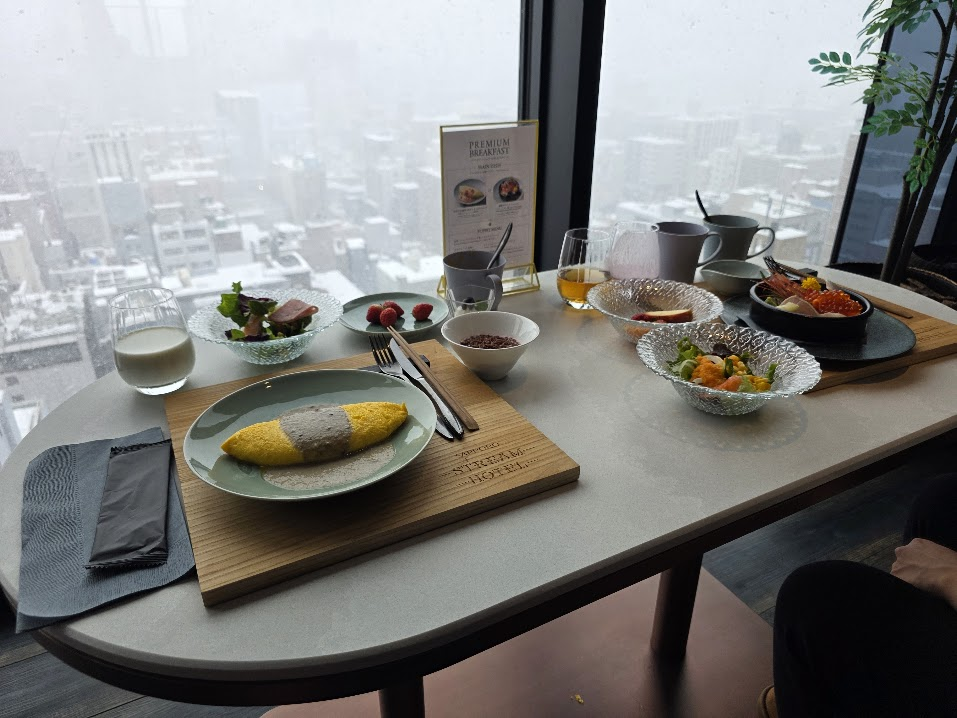 札幌ストリームホテル　18階　PREMIUM LOUNGE　
