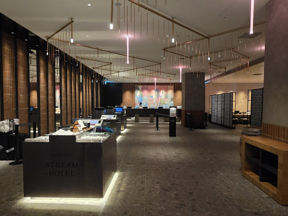 SAPPORO STREAM HOTEL HUB SHOP　フロントデスク