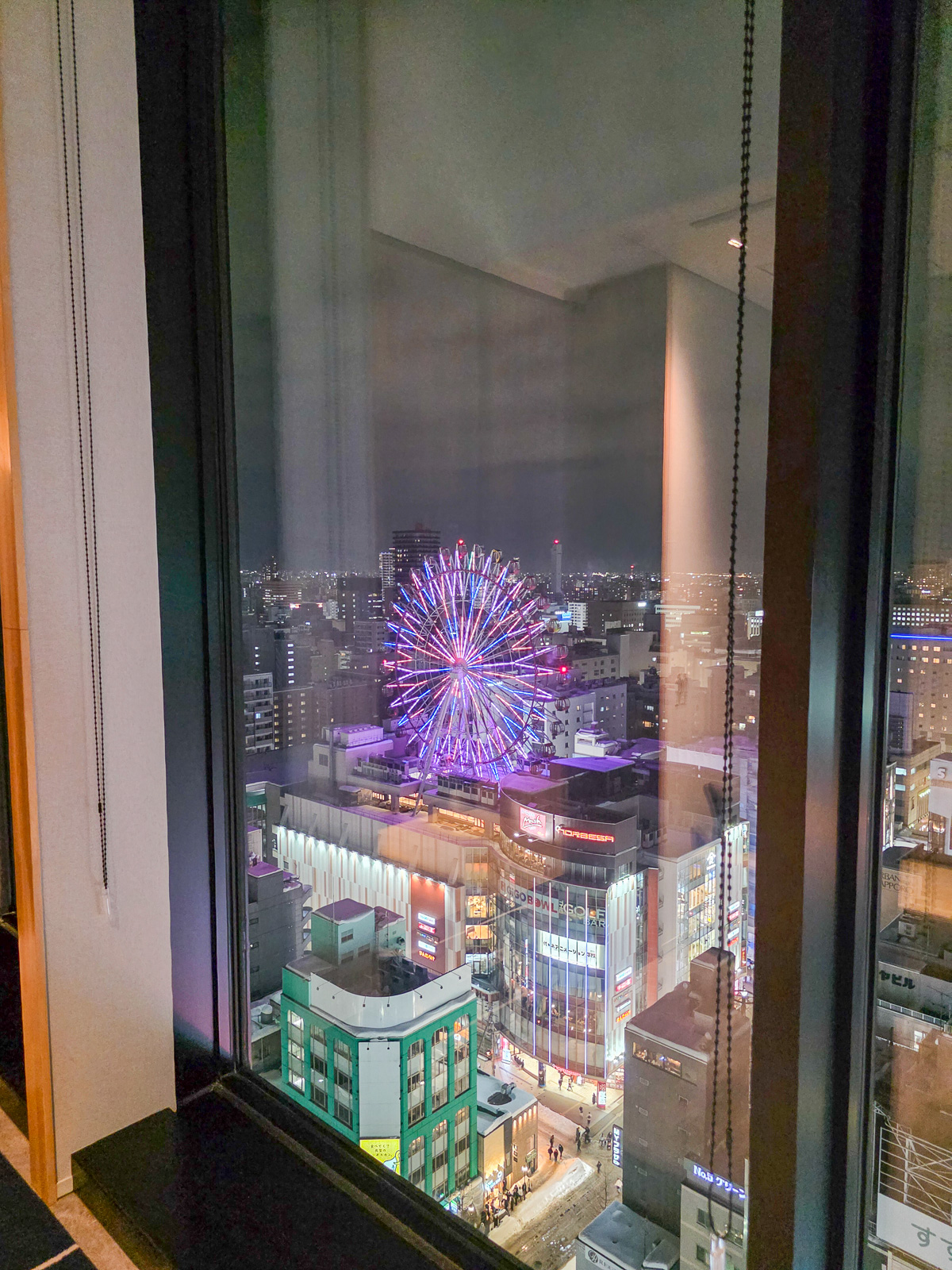 札幌ストリームホテルの18階から見た夜景