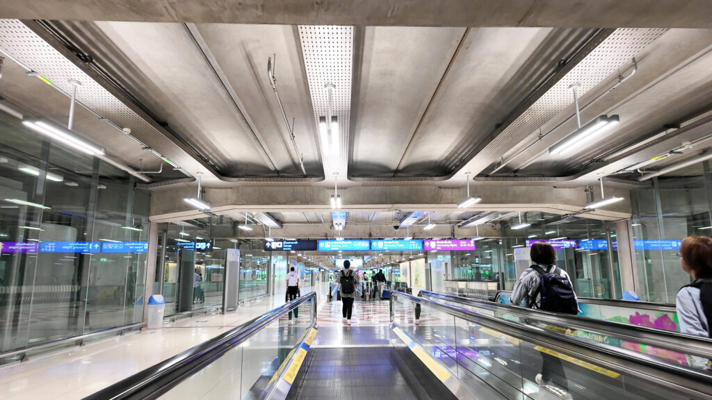 スワンナプーム空港の中