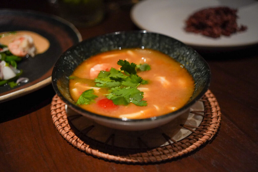 Saffronのトムヤムクン / Tom Yum Goong at Saffron, the contemporary Thai restaurant at Banyan Tree Phuket