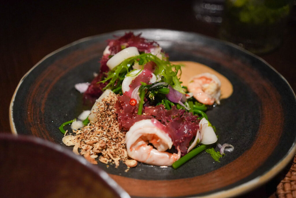 バンヤンツリープーケットSaffronのYum Pak Kood Talay