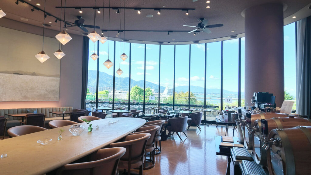 琵琶湖ホテルクラブラウンジ
