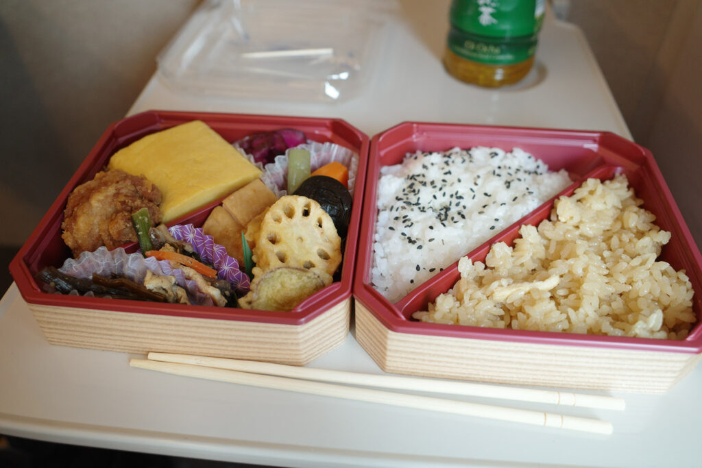 新幹線の中で食べた弁当