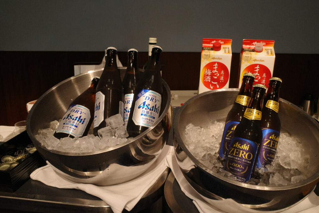 琵琶湖ホテル夕食会場「瑠璃」ビュッフェ
