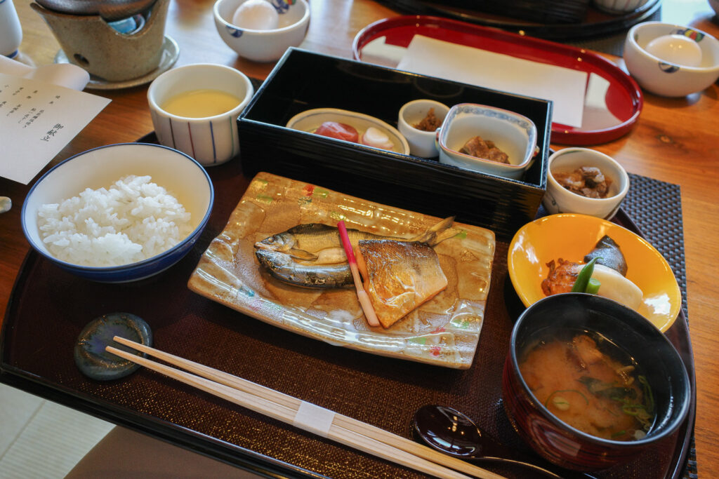 琵琶湖ホテル朝食おおみ